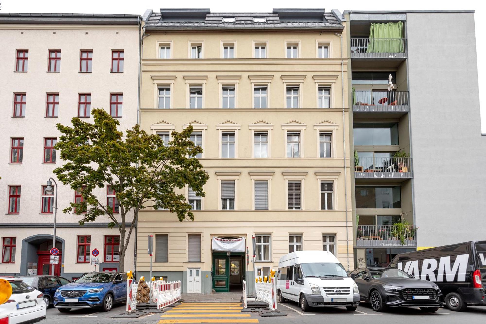 Global Living - Design Apartment I Central I Smart-Tv I Kitchen I Berlin — Photos 1